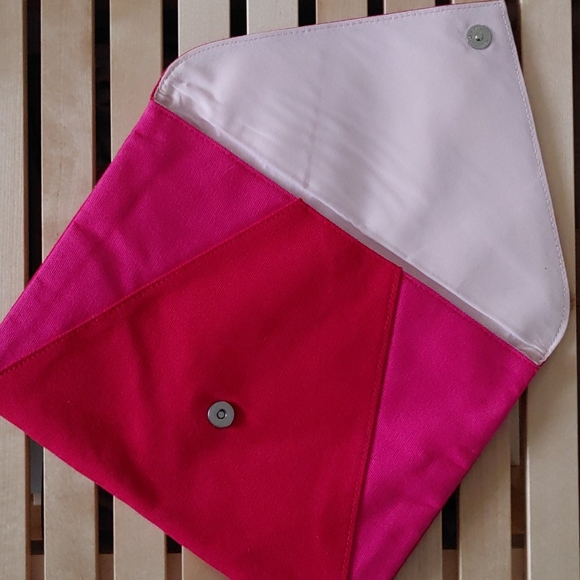 🎉HP🎉Nina Ricci Bag - Picture 3 of 4